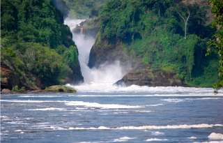 uganda landscape 320x205